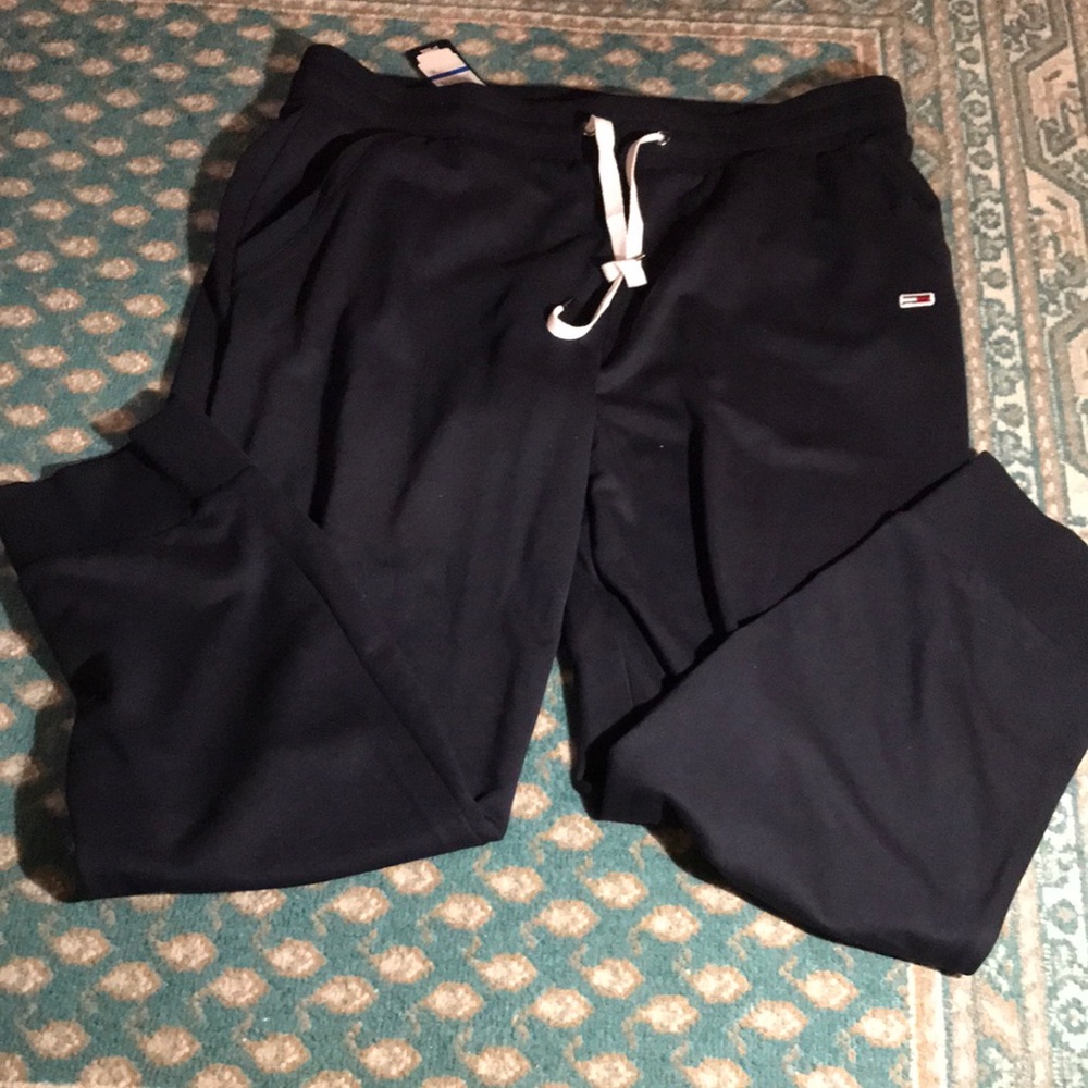 Tommy Joggers